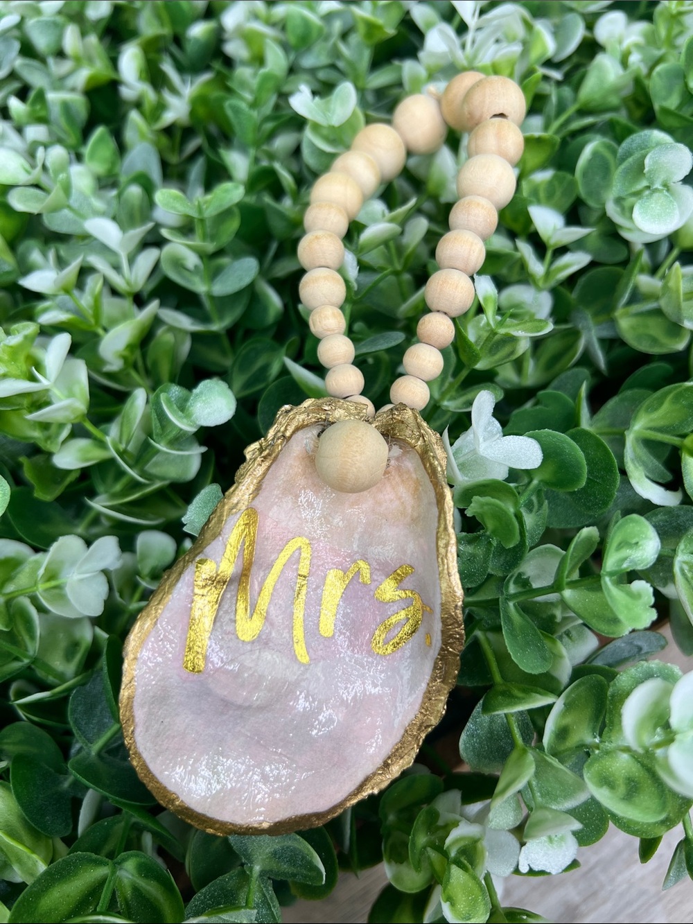 Gilded Mrs Oyster Shell Pink Gold Coastal Ornament / Bottle Decor NEW
